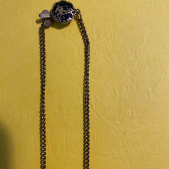 Vintage 1940s Japanese Damascene Black and Gold Tone Butterfly Necklace - Picture 3 of 7